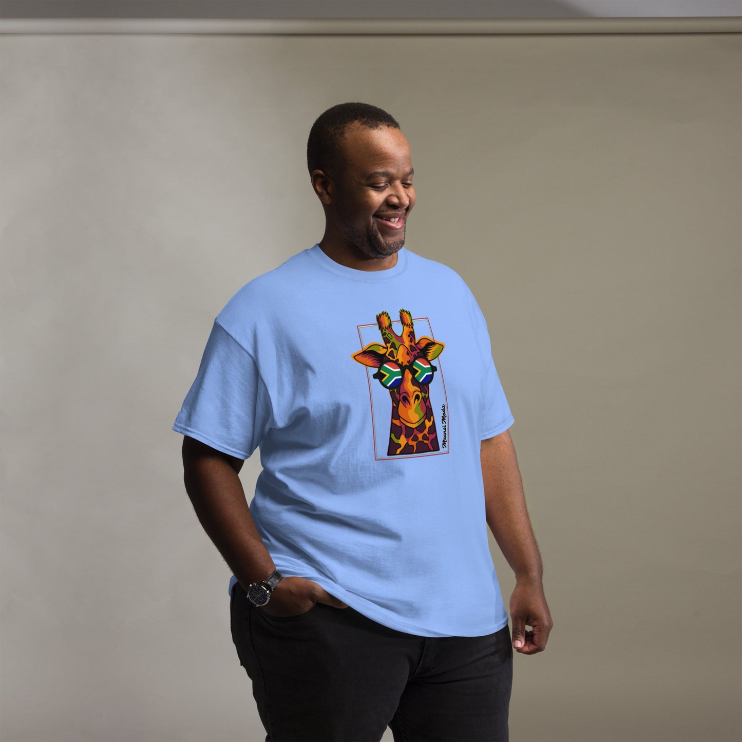 Mzansi Moda SA Giraffe Glasses Unisex classic tee