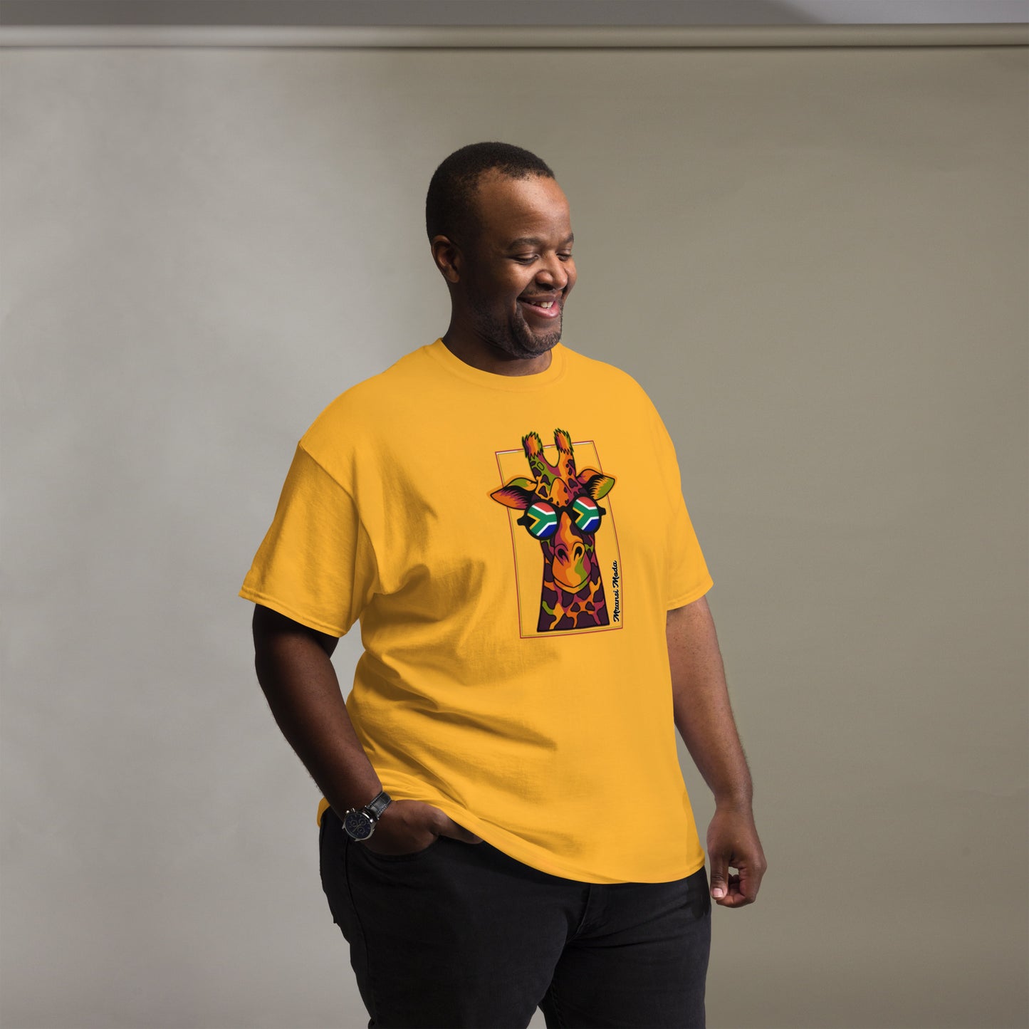 Mzansi Moda SA Giraffe Glasses Unisex classic tee