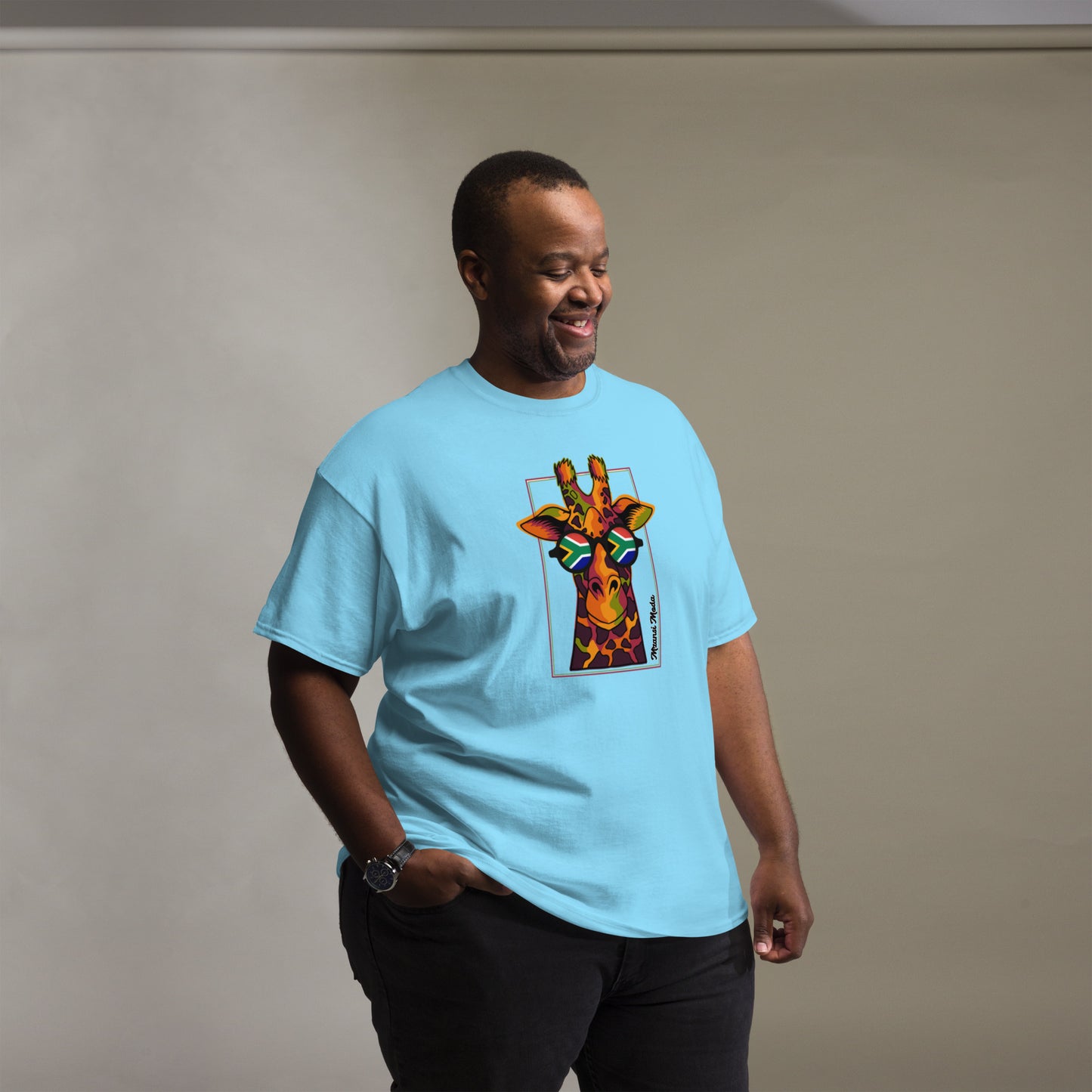 Mzansi Moda SA Giraffe Glasses Unisex classic tee